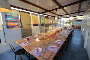 Outdoor dining