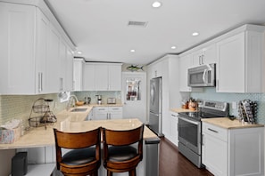 Beautifully updated kitchen