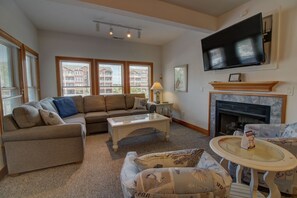 K5502 Main Living Area with New Sectional and Chairs