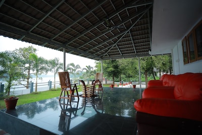 aqua water front resort a periyar river view villa