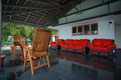 aqua water front resort a periyar river view villa