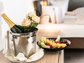 Doppelzimmer Deluxe mit Tal- oder Bergblick