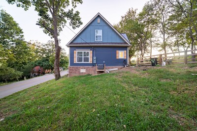 Brand New Cottage, 1 mile from Keeneland