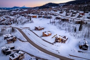 Over 1/2 acre surrounded by open space. 13 miles to Keystone Resort