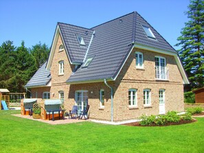 Garden of Hues in Lee in Sueddorf on the island Amrum
