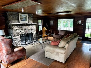 Living room with fireplace