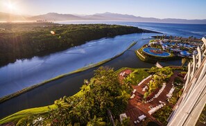 View of Ameica River from Quinto Restaurant