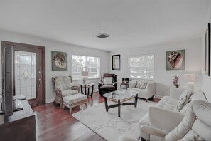 Gorgeous living room
