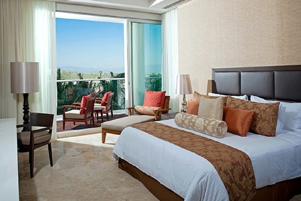1 bedroom with en suite