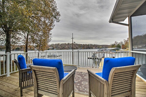 Gravois Mills Vacation Rental | 4BR | 2.5BA | 2,000 Sq Ft | Stairs Required
