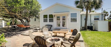 St. Augustine Beach Vacation Rental | 3BR | 2BA | 1,400 Sq Ft | Stairs to Enter