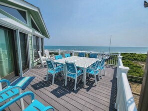Sundeck 2023