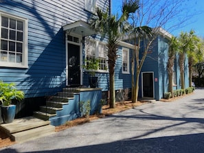 Casa Fuego - C: Steps to Dining & Cocktails