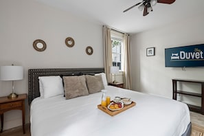 Casa Fuego - D | Walk to the Best Restaurants!