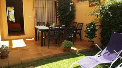 Terraced house in private urbanization