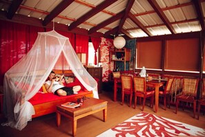 Yes, there are mosquito nets over every bed  ~