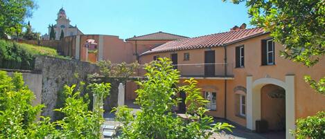 Planta, Cielo, Propiedad, Ventana, Edificio, Árbol, El Terreno Del Lote, Diseño Urbano, Fachada