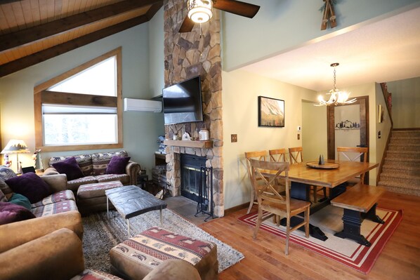 Living Room with Patio Access in Lincoln Private Home