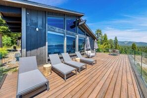 Plenty of space for lounging.