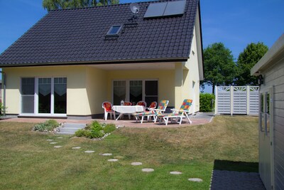 Einfamilienhaus für 2-5 Pers. mit Sauna und Garten - Willkommen zu Hause