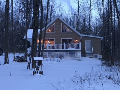 Hidden LakeFront Retreat