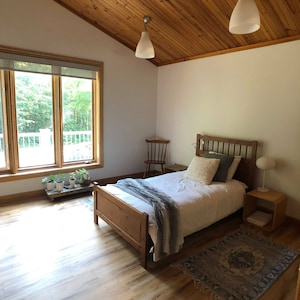 Nature Escape guesthouse minutes from Ottawa, in the heart of the Gatineau Park