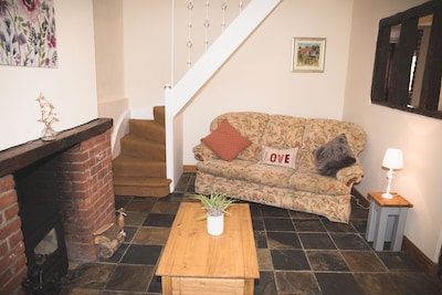 ⭐️ Cobbold Row Cottage, The Perfect Place to Stay Near Framlingham,  ⭐️