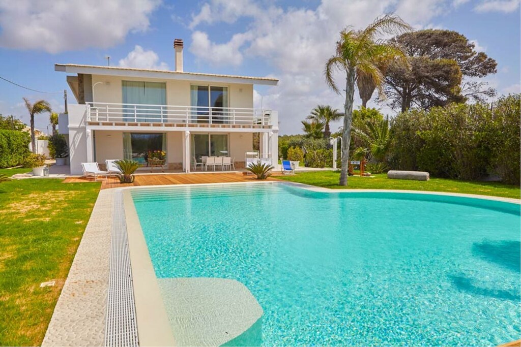 Picture of villa