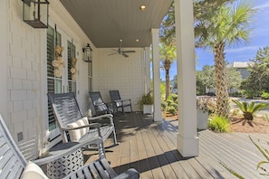 19-All-Is-Grayt-Front-Porch