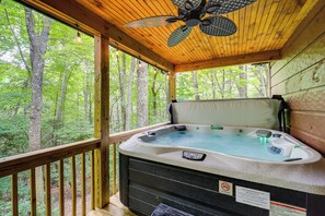 Bain à remous extérieur