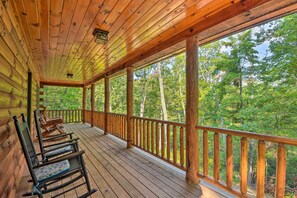 Covered Porch | Views