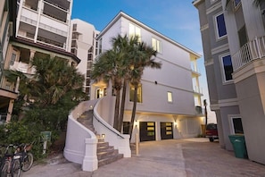 Diamond in the Dunes - Beachfront Dunes of Destin Vacation Rental House with Private Pool in Destin, Florida - Five Star Properties Destin/30A