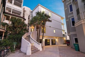 Diamond in the Dunes - Beachfront Dunes of Destin Vacation Rental House with Private Pool in Destin, Florida - Five Star Properties Destin/30A