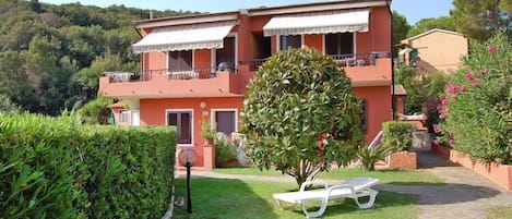 Esterno casa vacanze [estate]