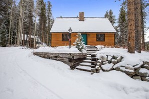 Exterior: On-site parking for 3-4 cars in the driveway (snow dependent)