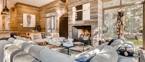 Large new contemporary home in Vail Village