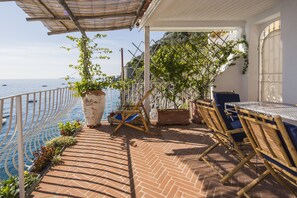 balcony looking towards Fornillo beach