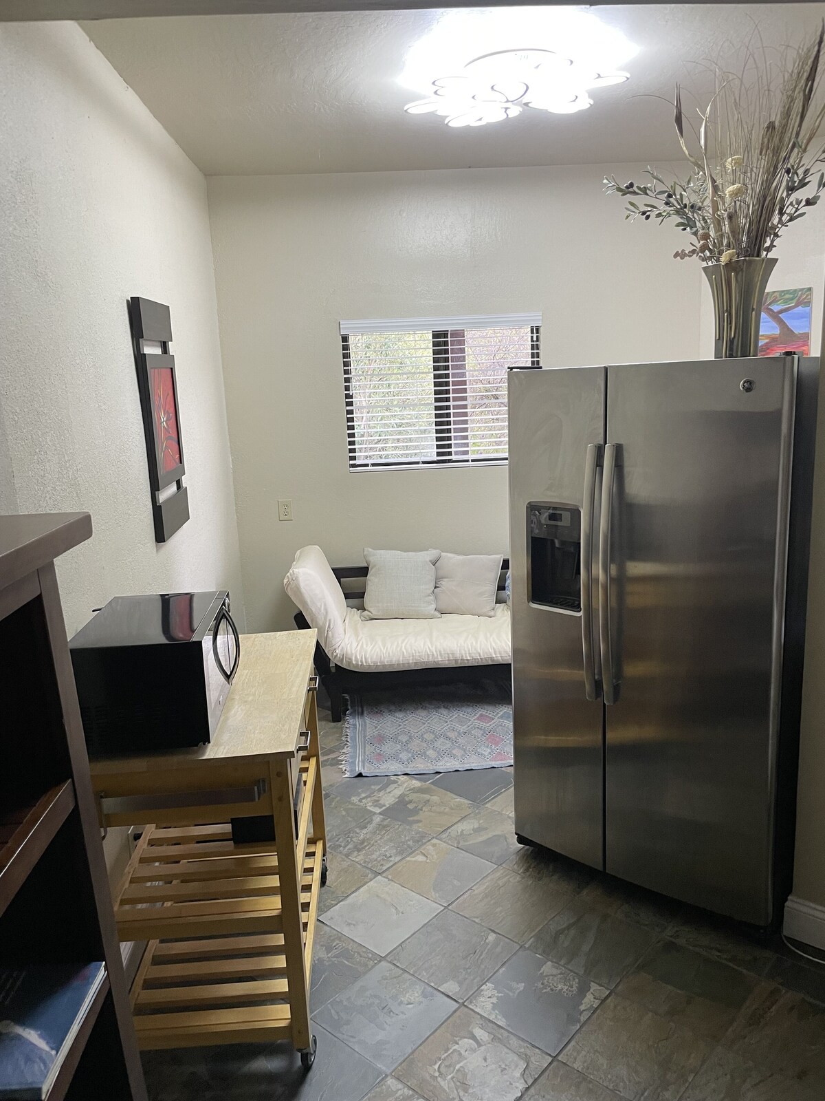Two Bedroom Suite Spectacular Views 30 Day Rental