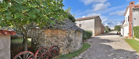 Enceinte de l’hébergement