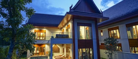 Front of property - evening/night