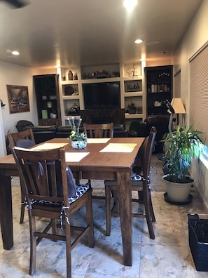 DINING ROOM TABLE