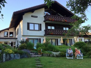 Landhaus Florian (Winterberg/Züschen) --Haus von Süden