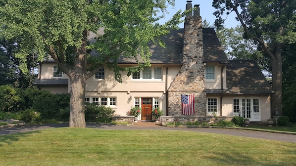 Home Street View