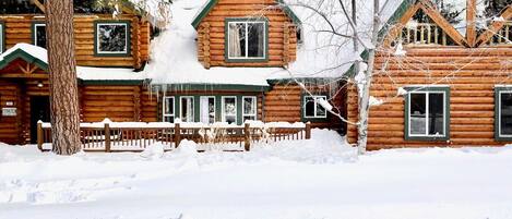 Let it snow!! Enjoy the SoCal snow at the Timberlodge!