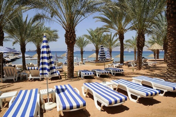 Time to Relax? Enjoy this amazing private beach with view of the Red Sea