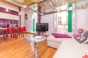 Apartment in the center of Malaga | Cubo's Holiday Homes