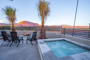 Private hot tub and fire pit with breathtaking views