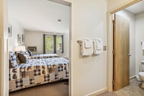 Looking into the bedroom.