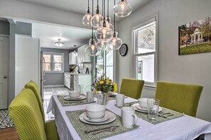 Dining Space | Dishware/Flatware