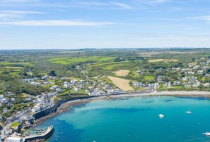 A perfect example of Cornwall's turquoise waters at Coverack